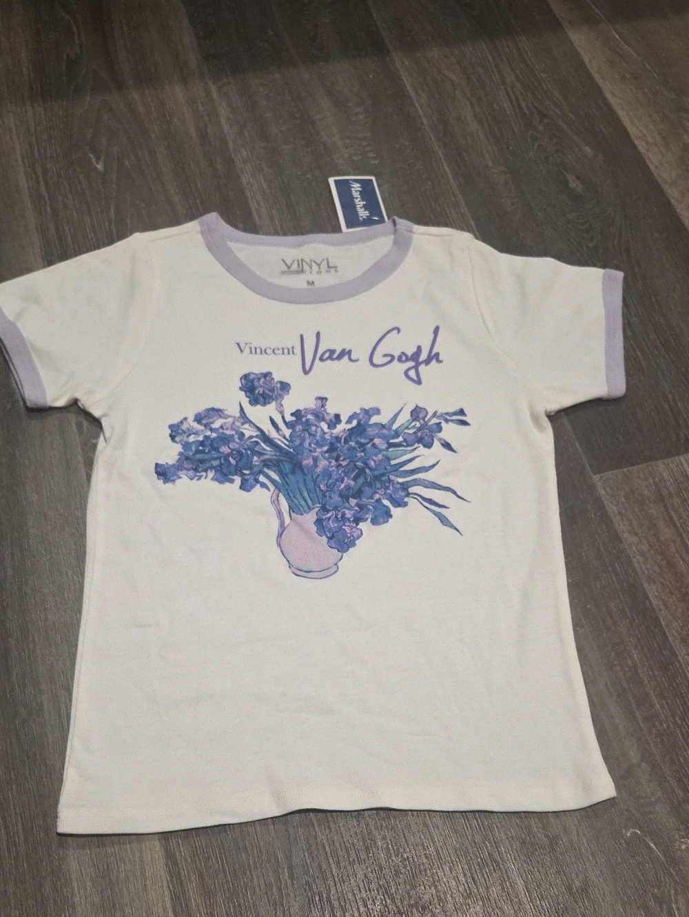 NWT VINCENT VAN GOGH MEDIUM TSHIRT